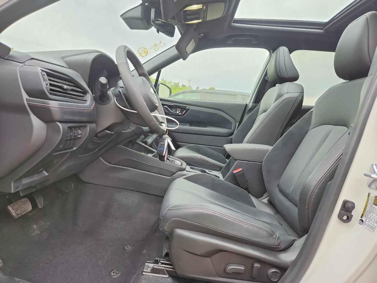 2025 SUBARU FORESTER TOURING photo 7