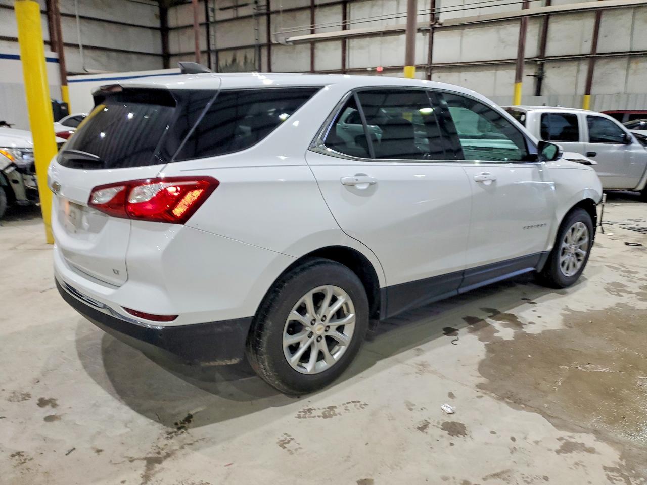 2018 CHEVROLET EQUINOX LT photo 5