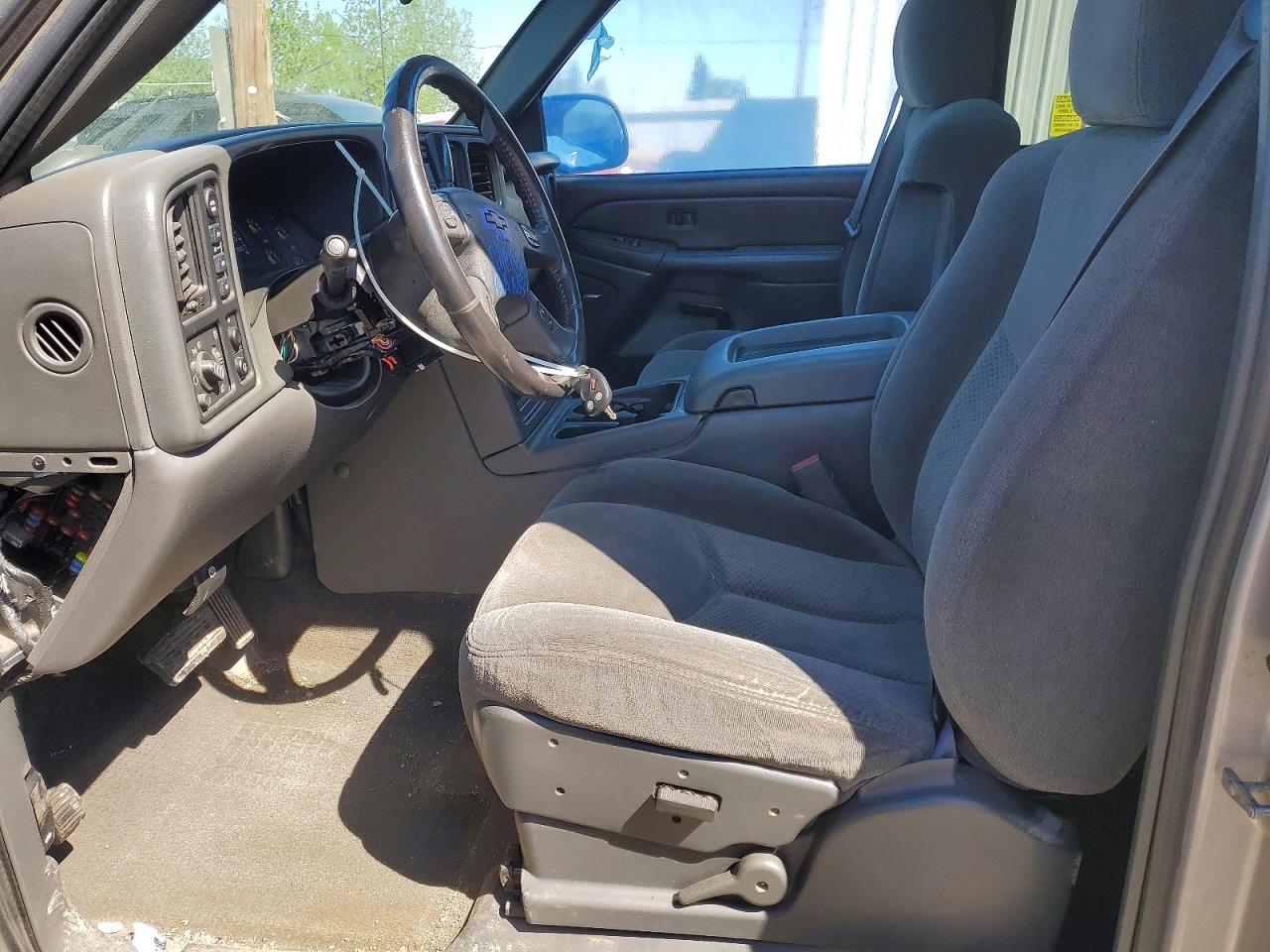 2005 CHEVROLET SILVERADO photo 13