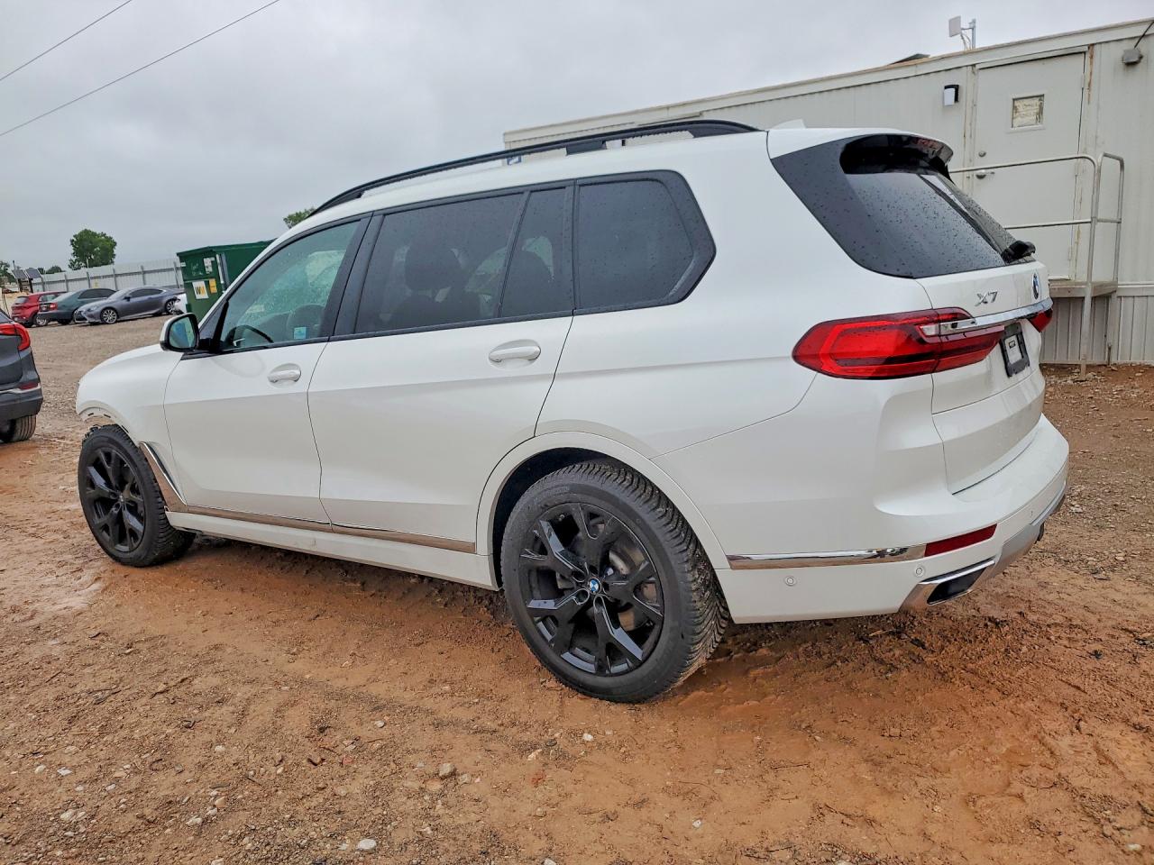 2022 BMW X7 XDRIVE40I photo 3