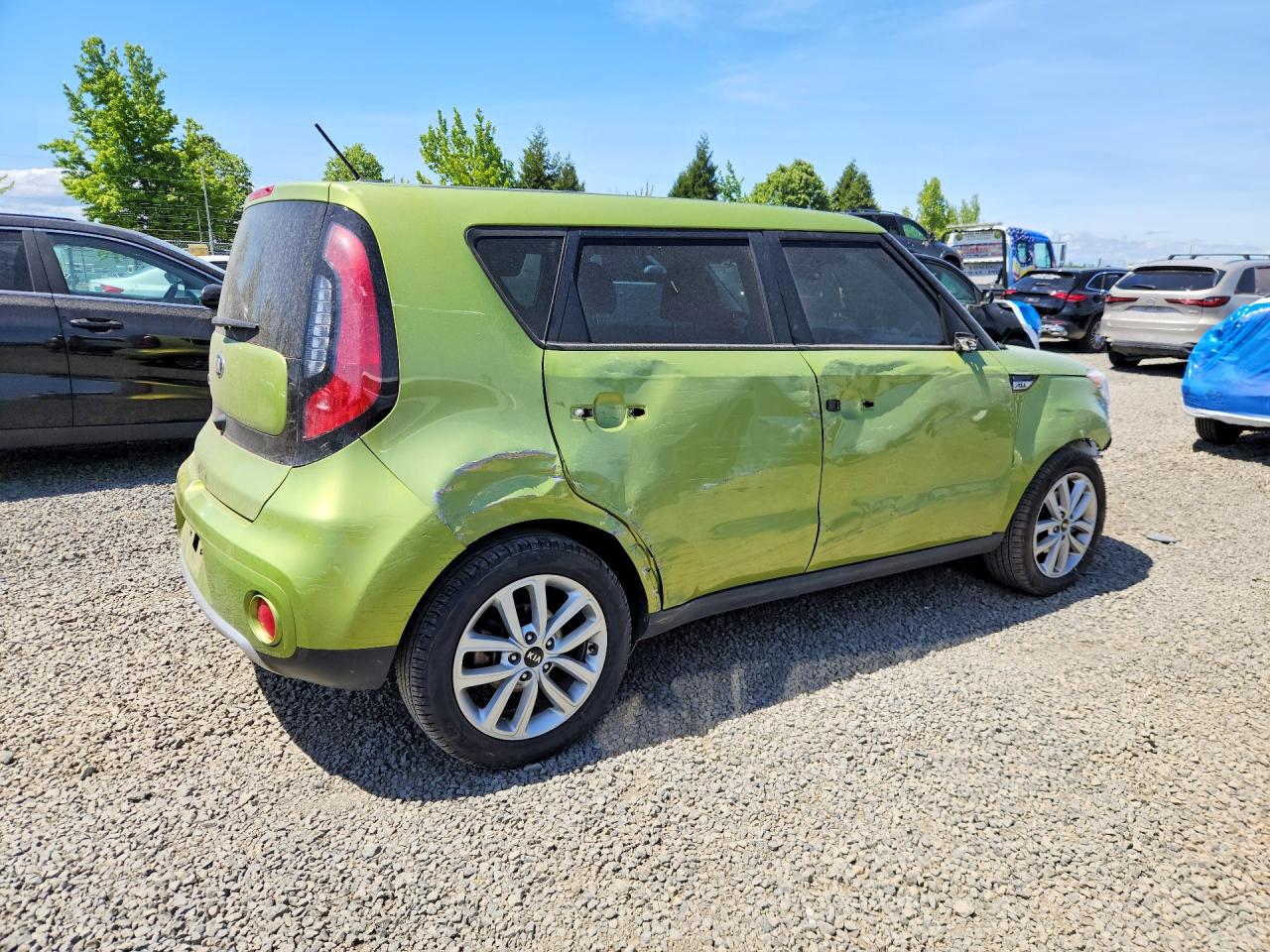 2017 KIA SOUL + photo 5