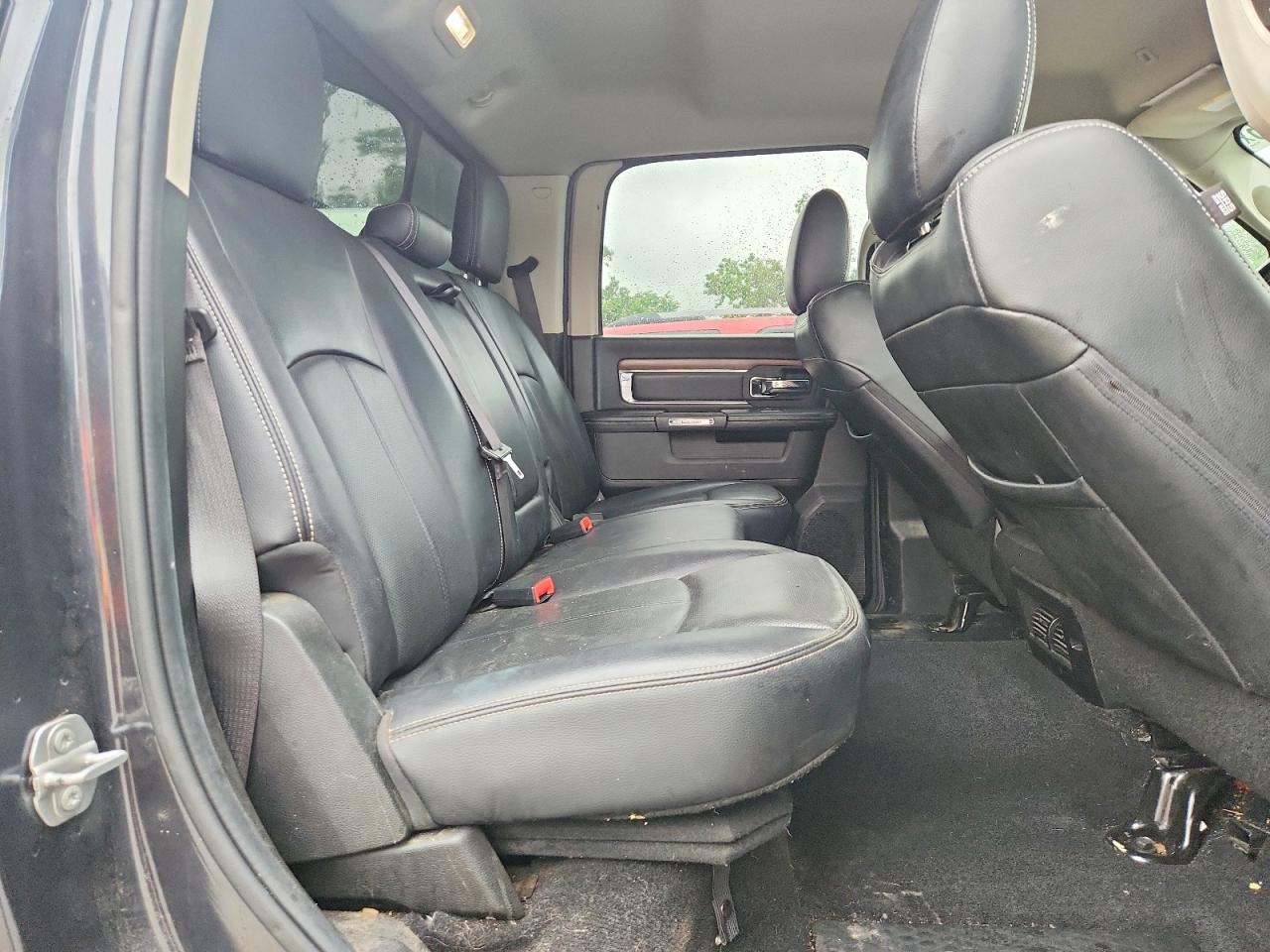 2019 RAM 1500 CLASSIC LARAMIE photo 28