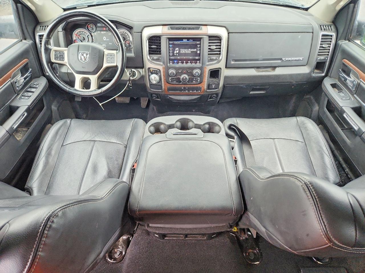 2019 RAM 1500 CLASSIC LARAMIE photo 22