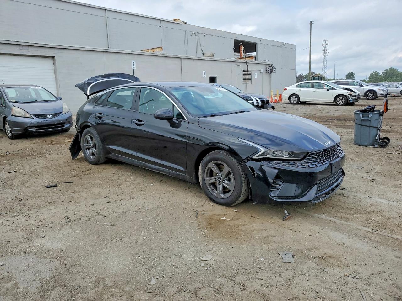 2023 KIA K5 LXS photo 7