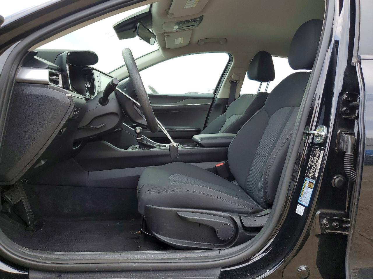 2023 KIA K5 LXS photo 13