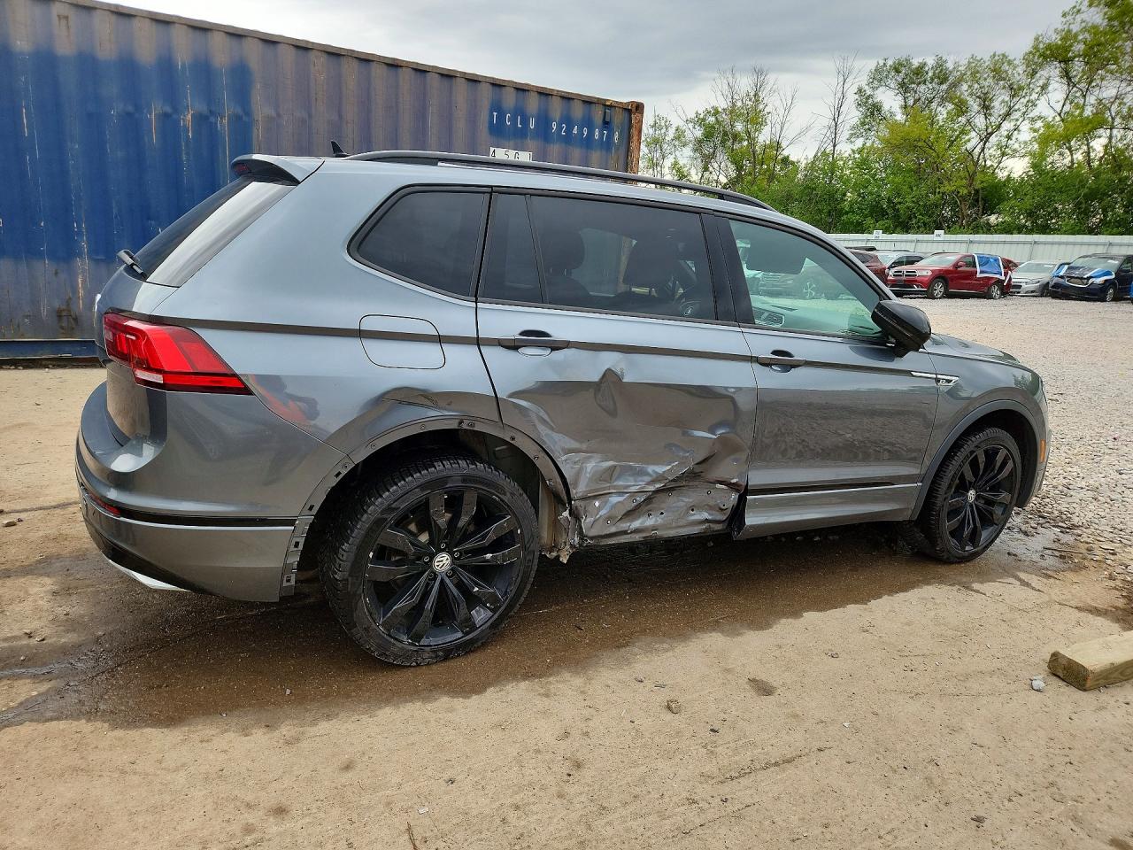 2021 VOLKSWAGEN TIGUAN SE photo 5
