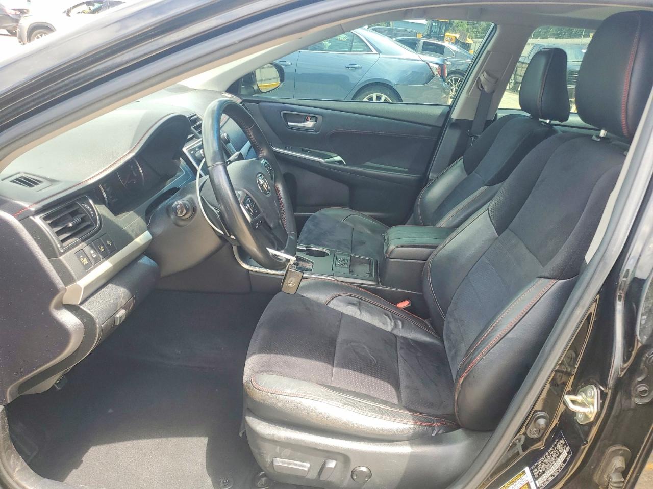 2015 TOYOTA CAMRY XSE V6 photo 7