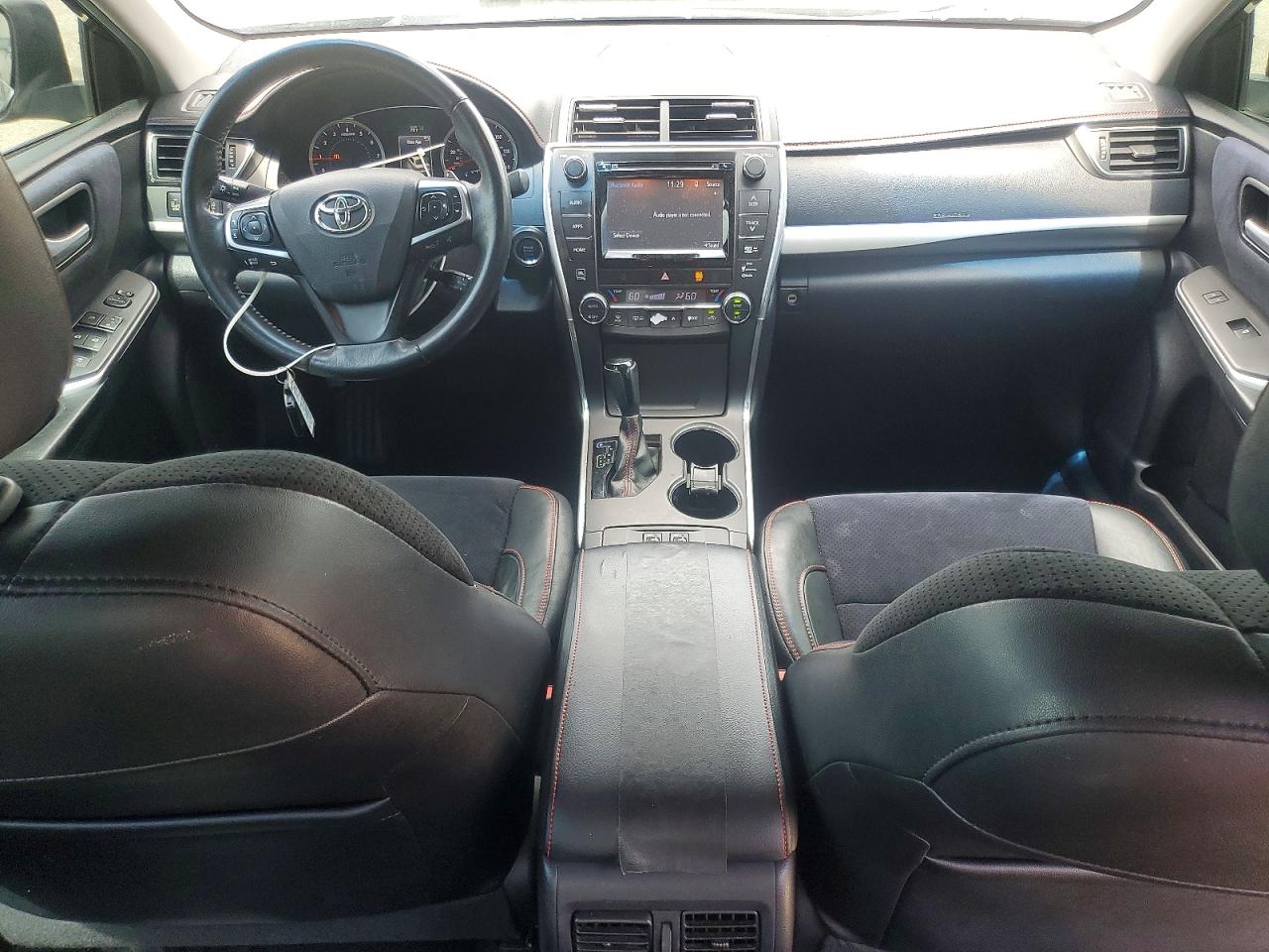 2015 TOYOTA CAMRY XSE V6 photo 8