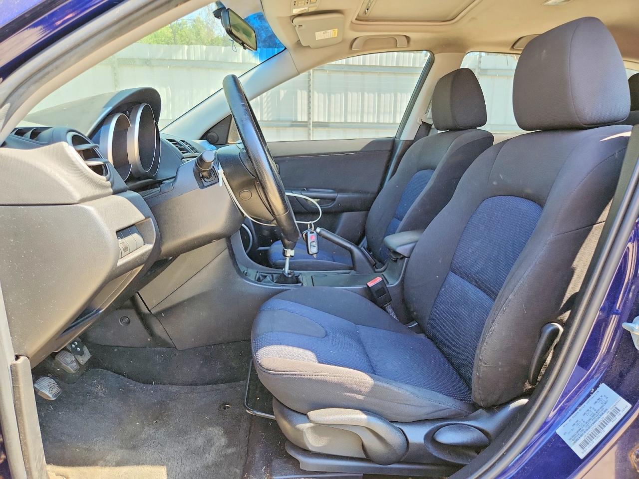 2004 MAZDA 3 HATCHBACK photo 13