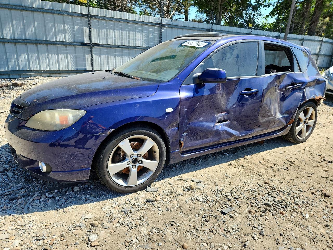 2004 MAZDA 3