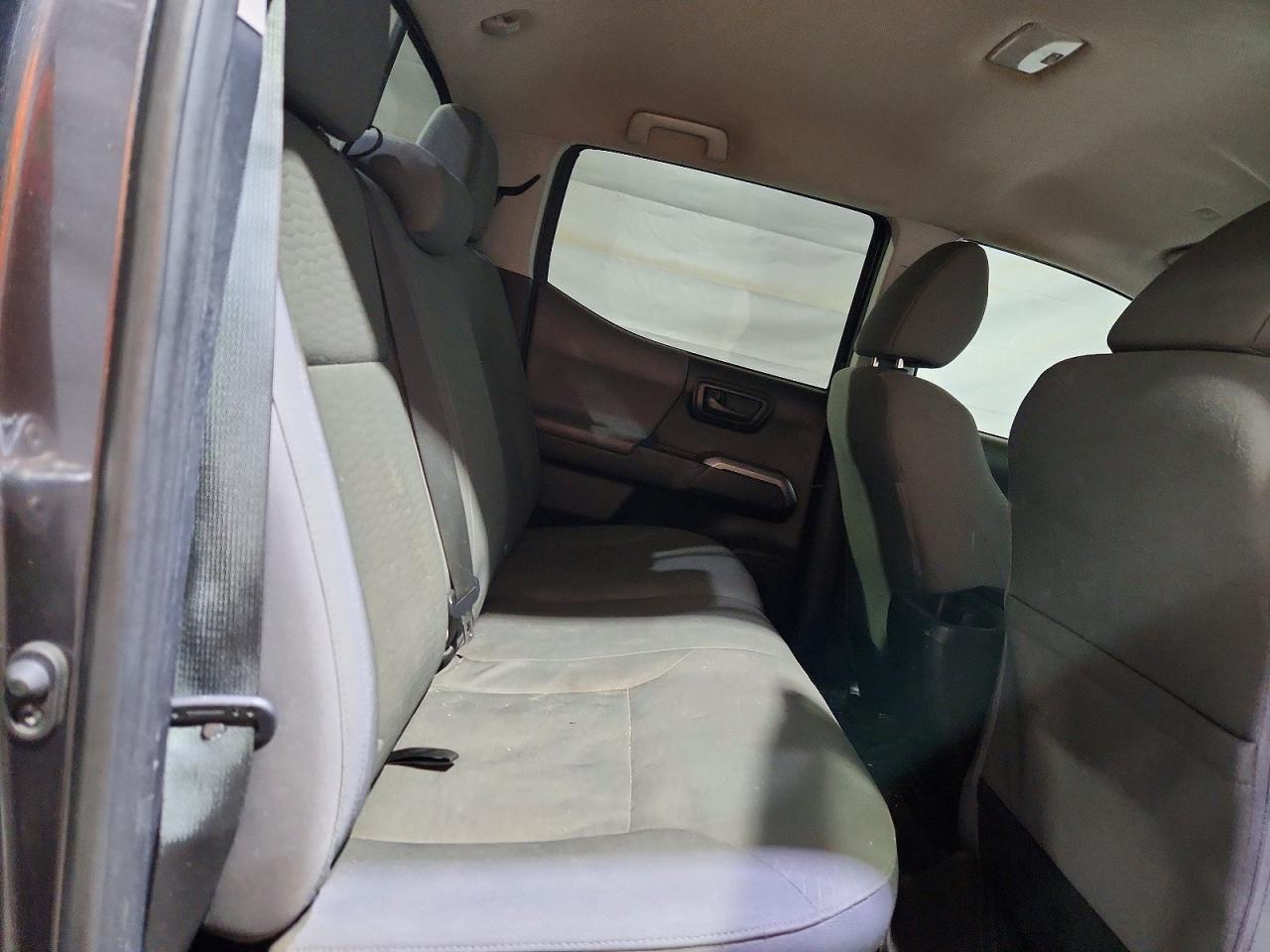 2019 TOYOTA TACOMA SR5 V6 photo 19