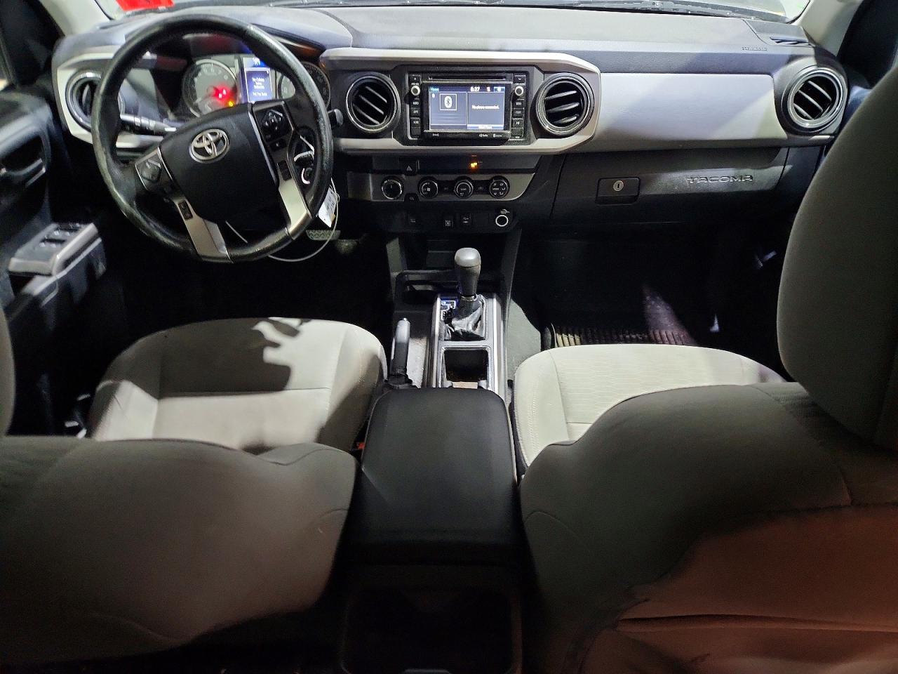 2019 TOYOTA TACOMA SR5 V6 photo 15