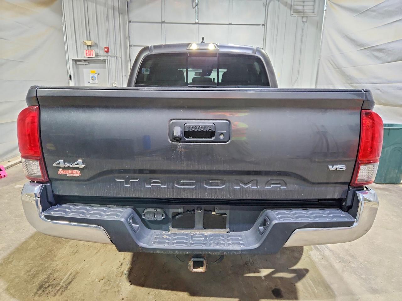 2019 TOYOTA TACOMA SR5 V6 photo 11