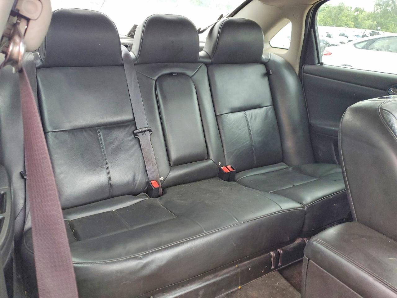 2011 CHEVROLET IMPALA LT photo 28