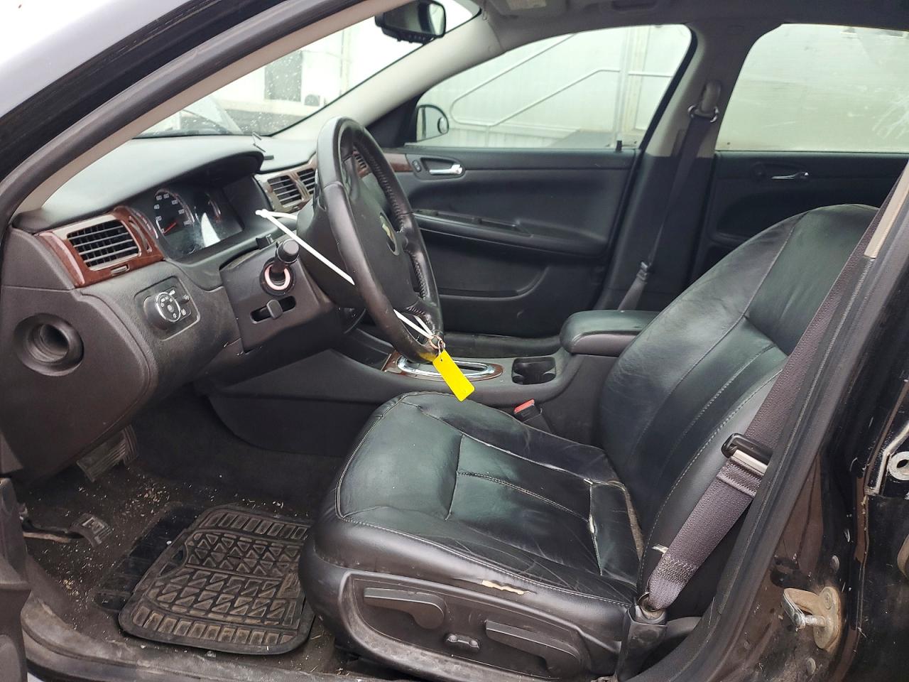 2011 CHEVROLET IMPALA LT photo 19