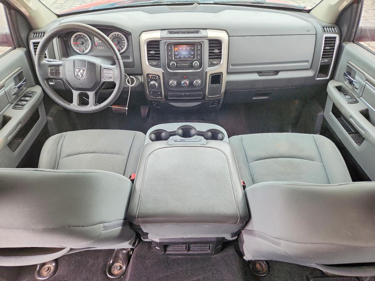 2014 RAM 1500 SLT photo 15