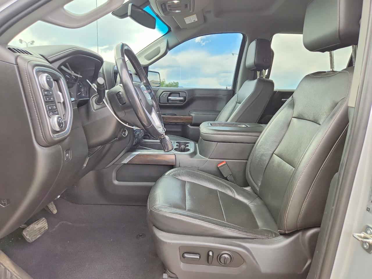 2019 GMC SIERRA K1500 SLT photo 13