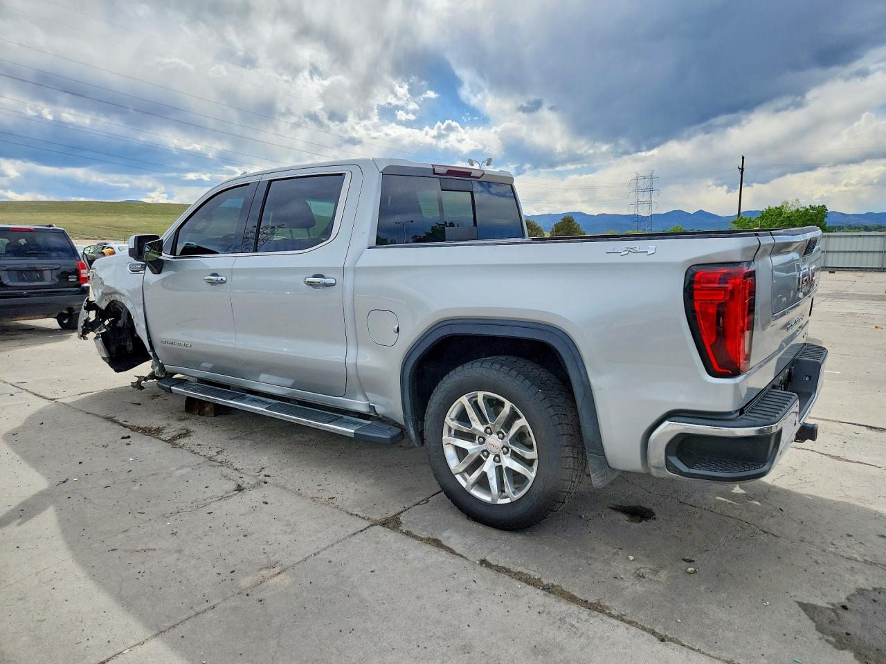 2019 GMC SIERRA K1500 SLT photo 3