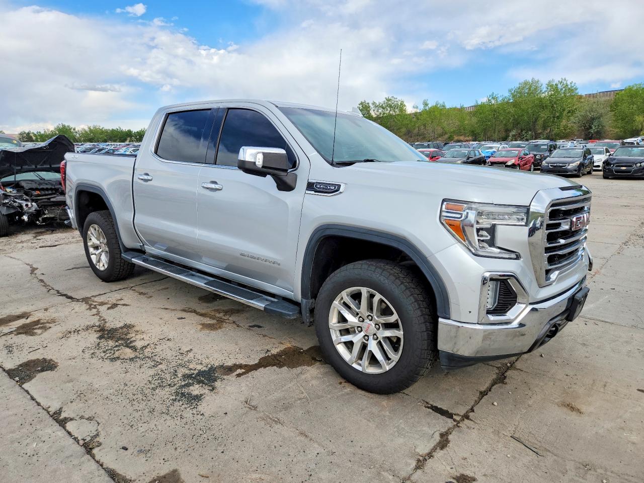 2019 GMC SIERRA K1500 SLT photo 7