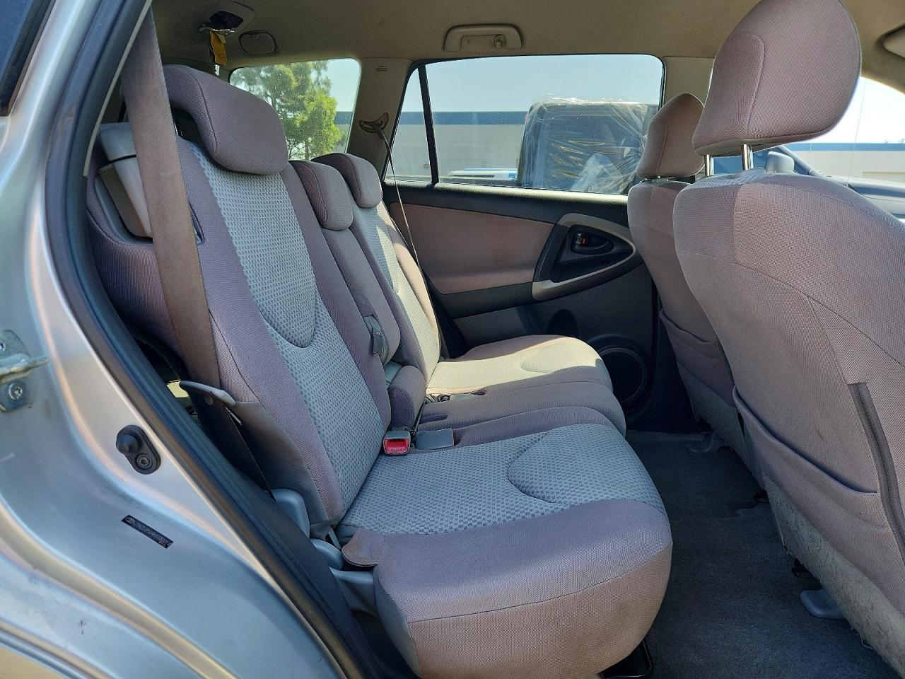 2006 TOYOTA RAV4 BASE photo 28