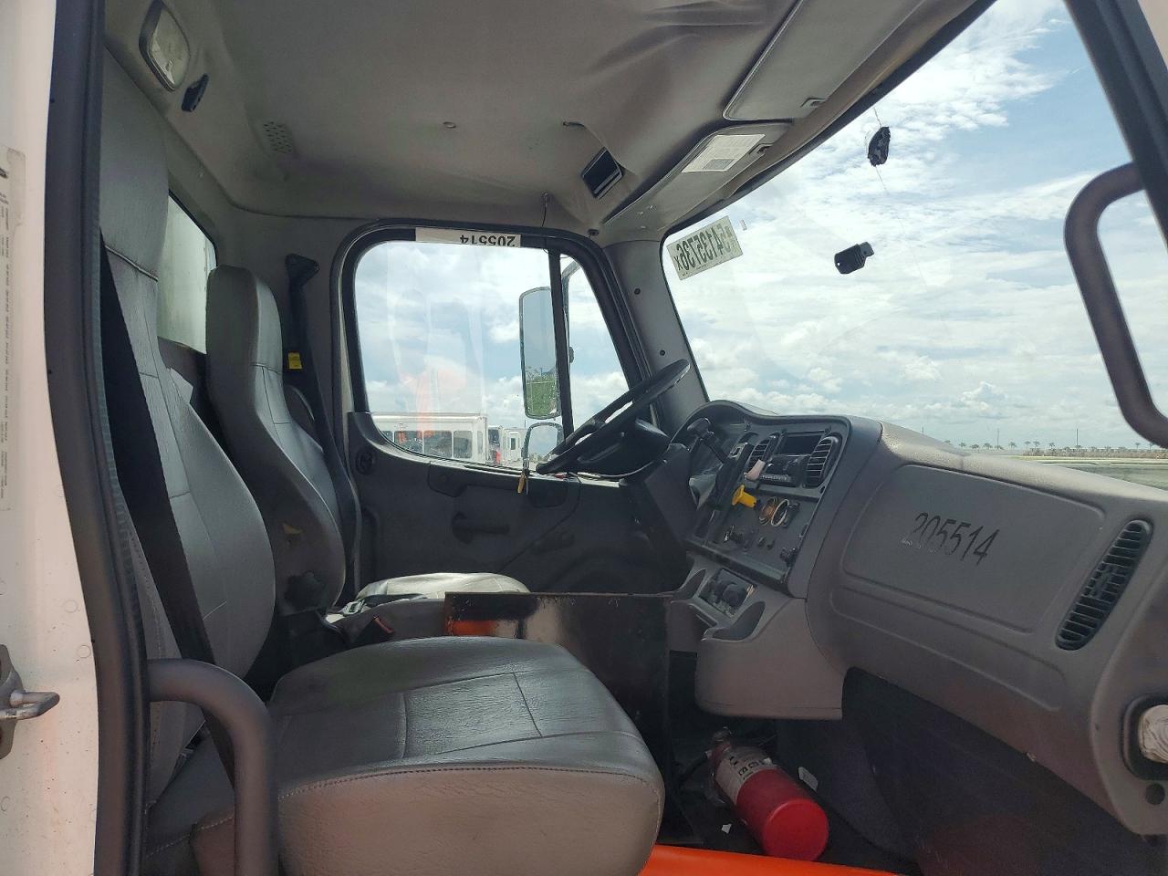 2019 FREIGHTLINER BUSINESS CLASS M2 BOX TRUCK photo 11