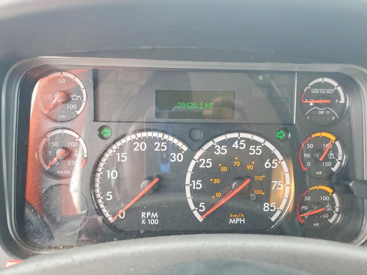 2019 FREIGHTLINER BUSINESS CLASS M2 BOX TRUCK photo 9