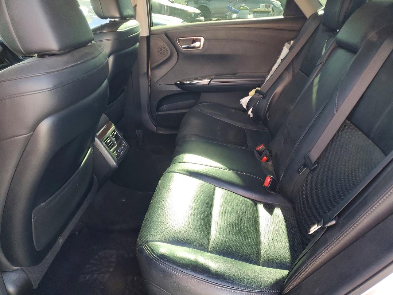 2013 TOYOTA AVALON LIMITED photo 19