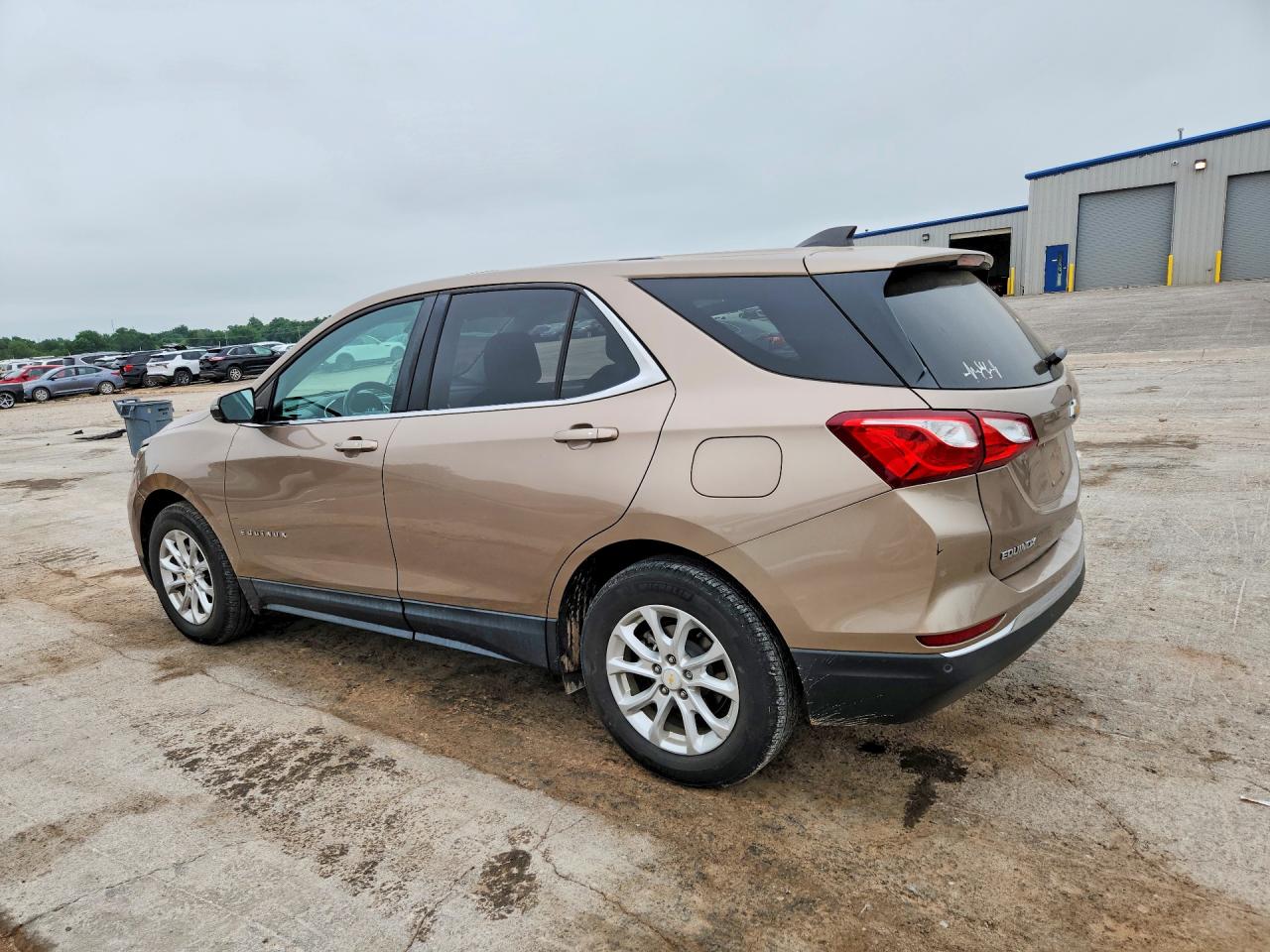 2018 CHEVROLET EQUINOX LT photo 4