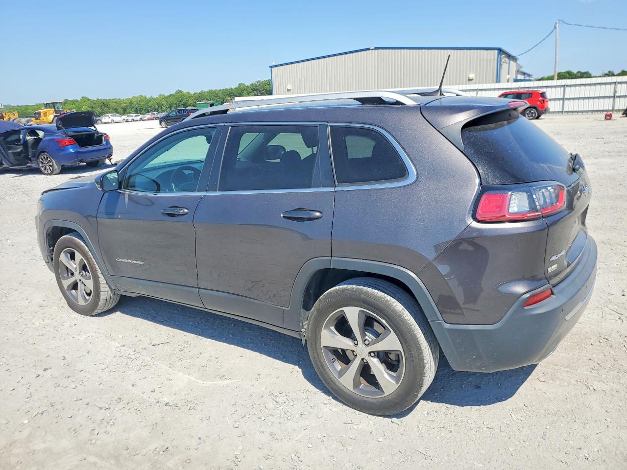 2019 JEEP CHEROKEE LIMITED photo 4