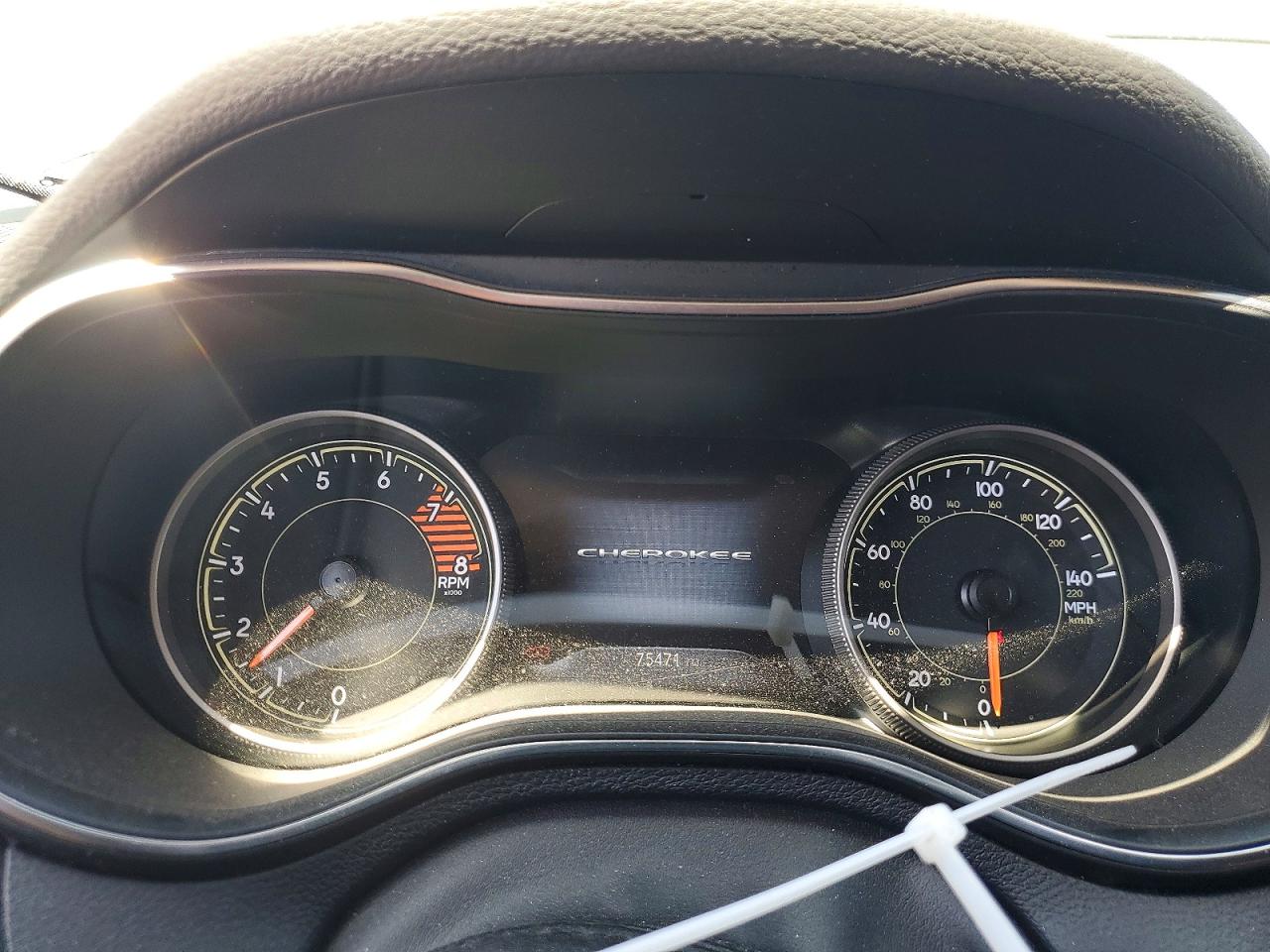 2019 JEEP CHEROKEE LIMITED photo 25