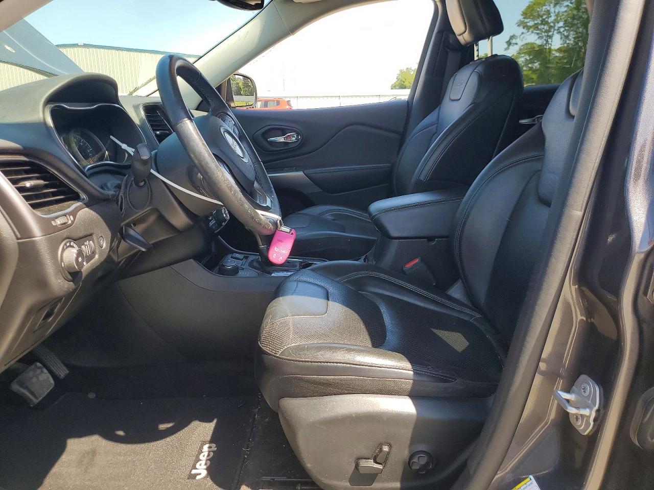 2019 JEEP CHEROKEE LIMITED photo 19