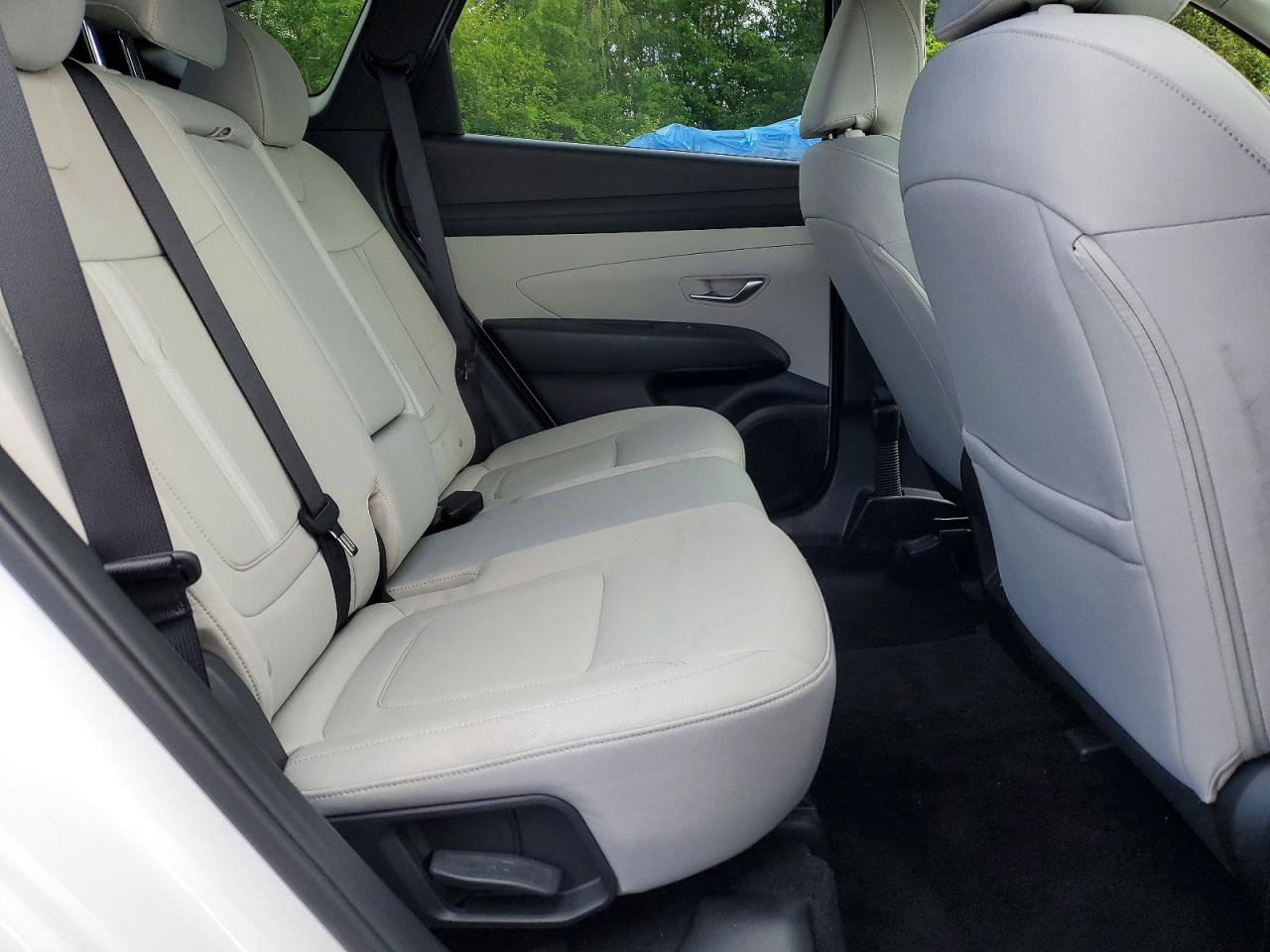 2026 HYUNDAI TUCSON SEL photo 10