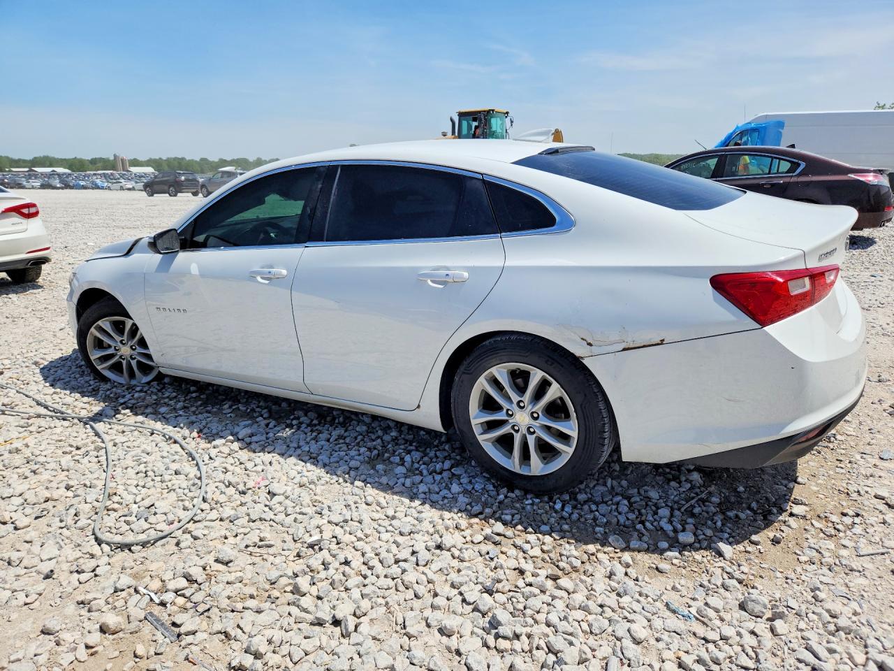 2016 CHEVROLET MALIBU LT photo 2
