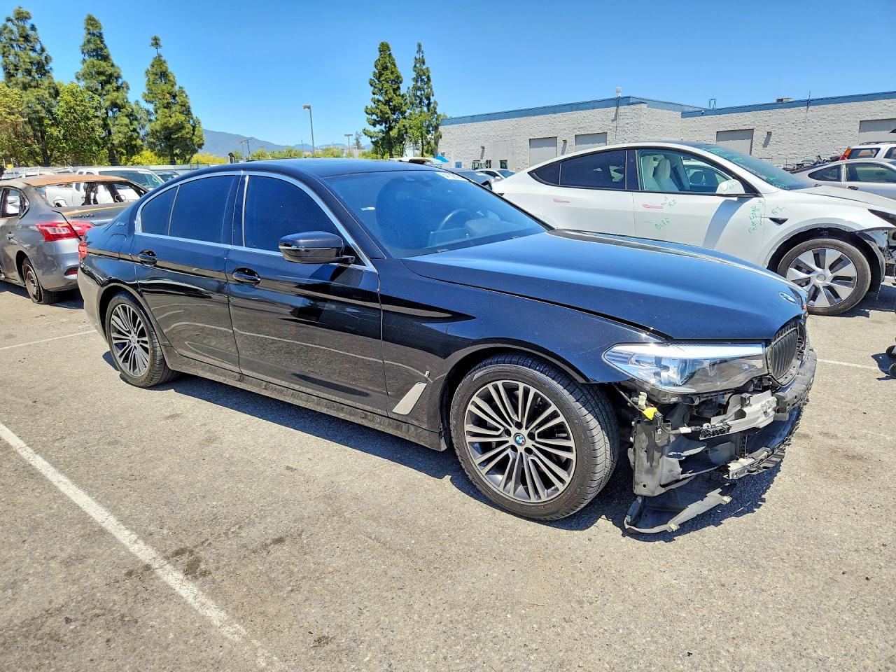 2019 BMW 530E photo 4