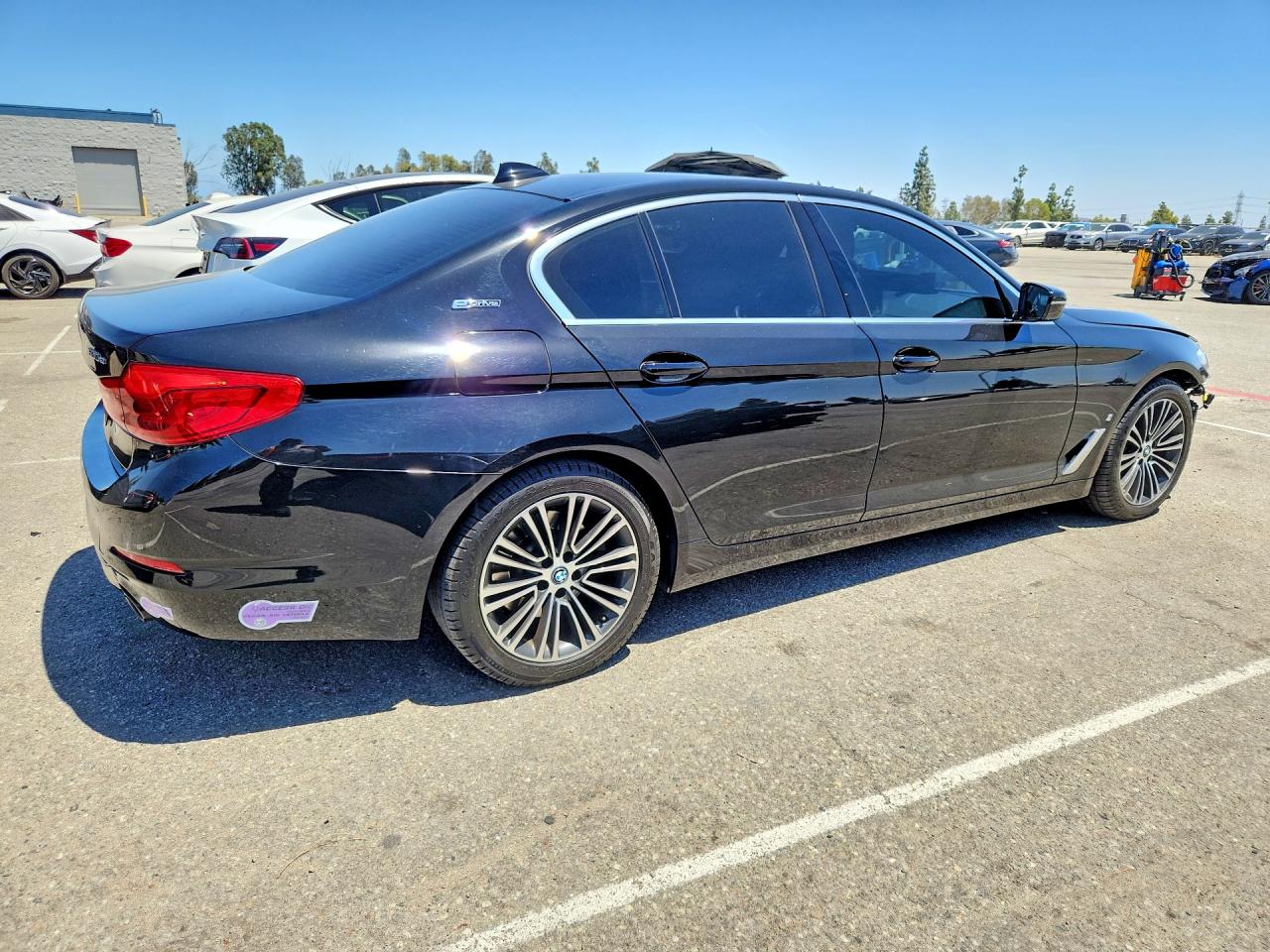 2019 BMW 530E photo 3