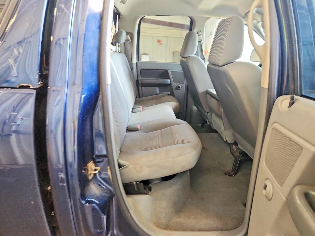 2006 DODGE RAM 1500 ST photo 28