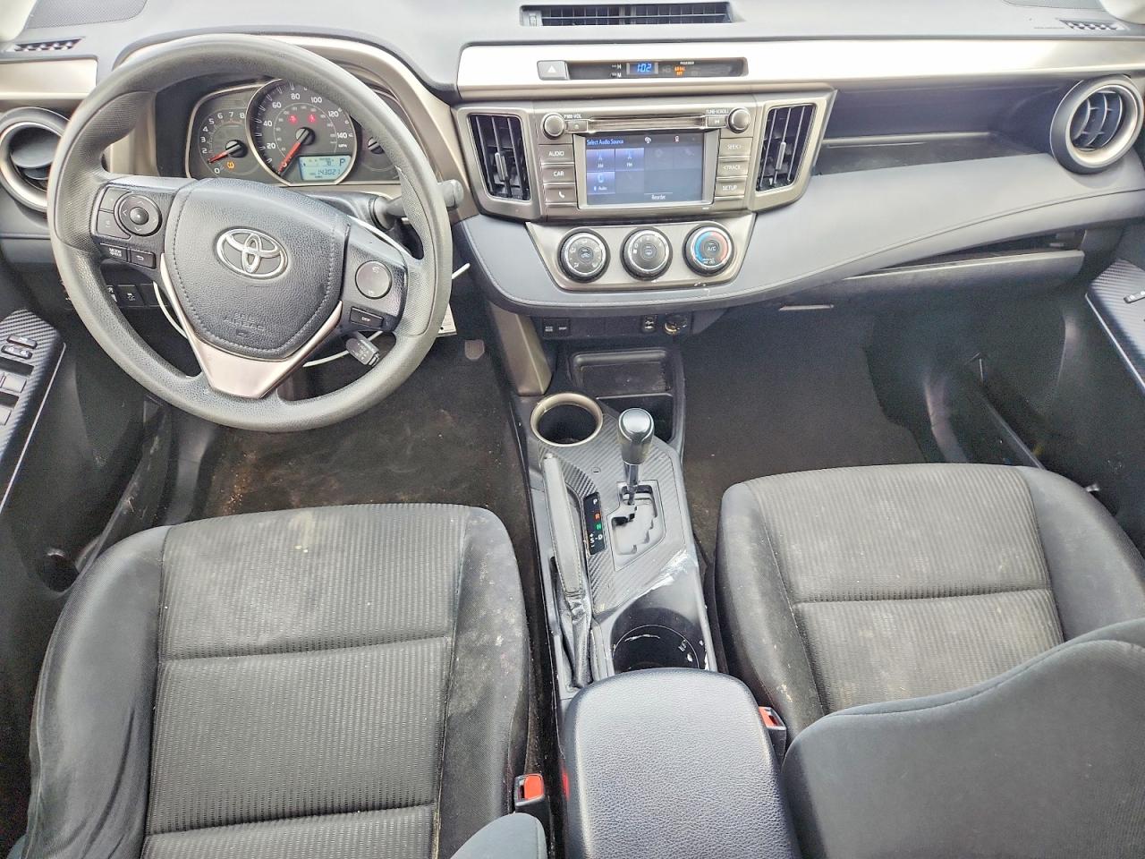 2015 TOYOTA RAV4 LE photo 22