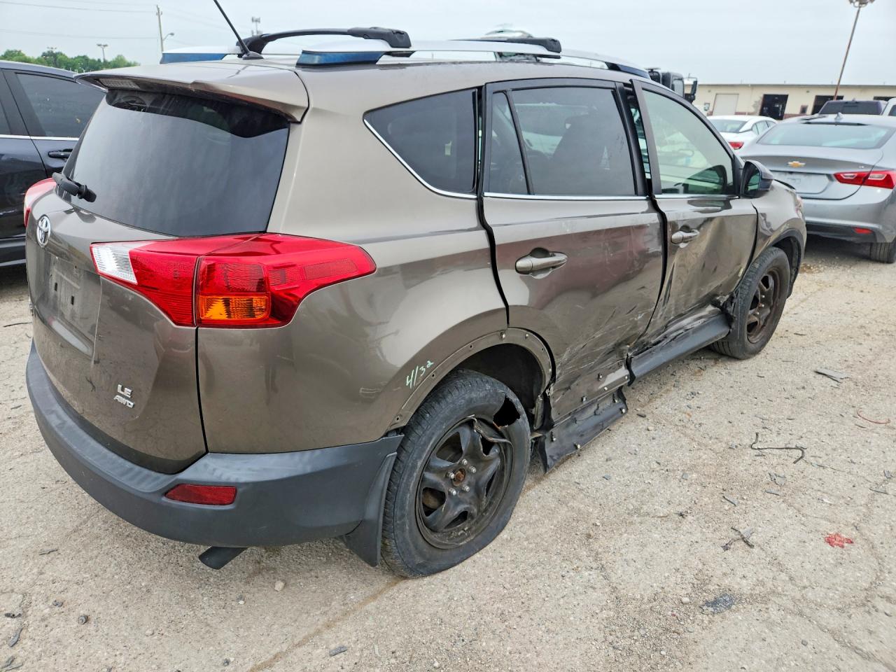 2015 TOYOTA RAV4 LE photo 7