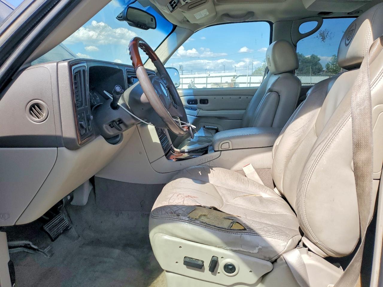 2005 CADILLAC ESCALADE LUXURY photo 19