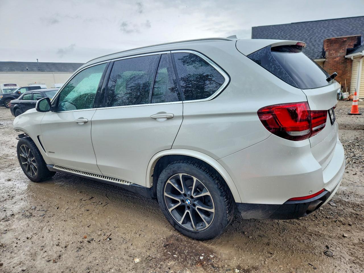 2014 BMW X5 XDRIVE35I photo 4