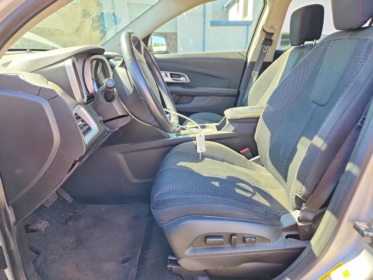 2015 CHEVROLET EQUINOX LT photo 13