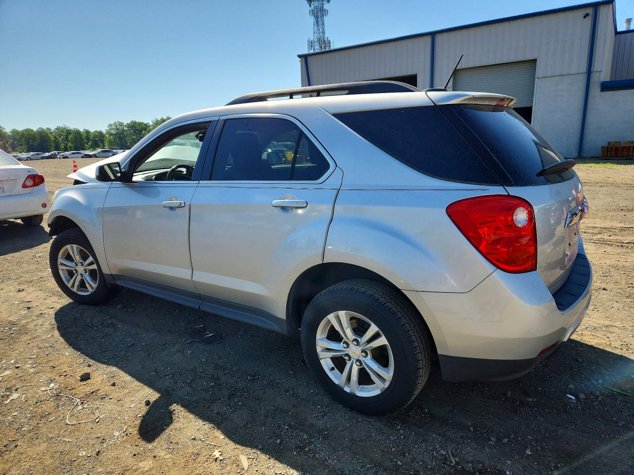 2015 CHEVROLET EQUINOX LT photo 3