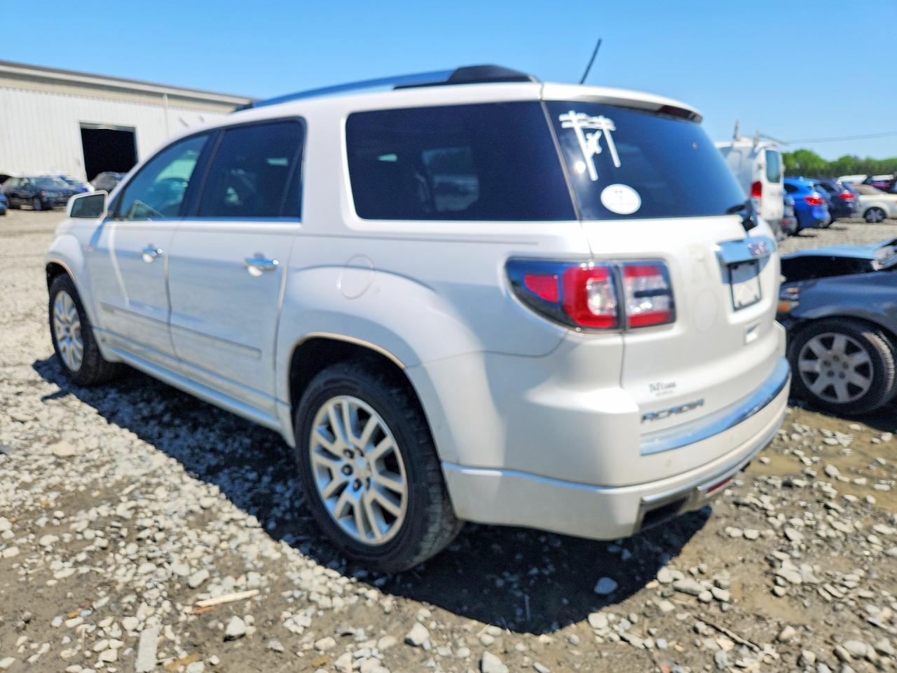 2016 GMC ACADIA DENALI photo 3