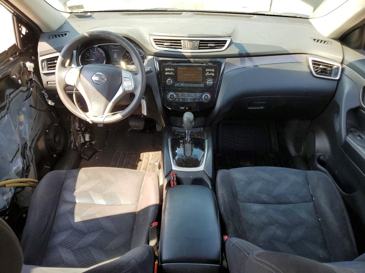 2014 NISSAN ROGUE S photo 15