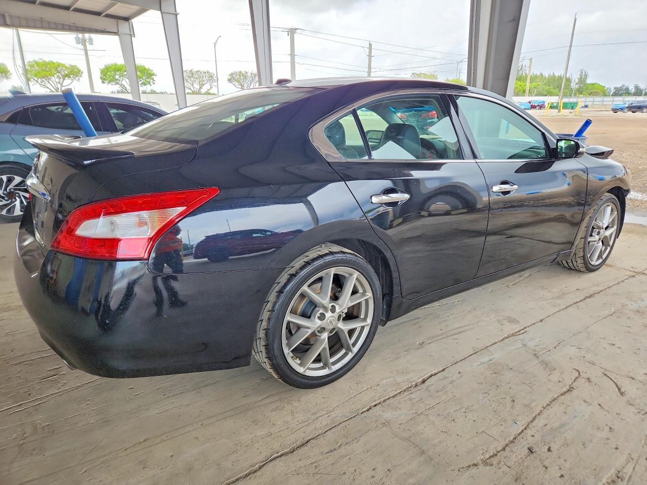 2011 NISSAN MAXIMA 3.5 S photo 5