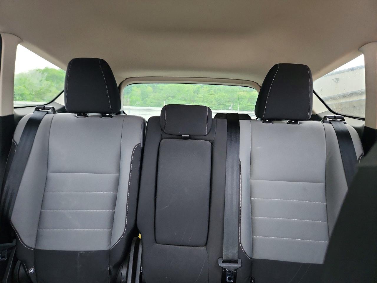 2016 FORD ESCAPE SE photo 10