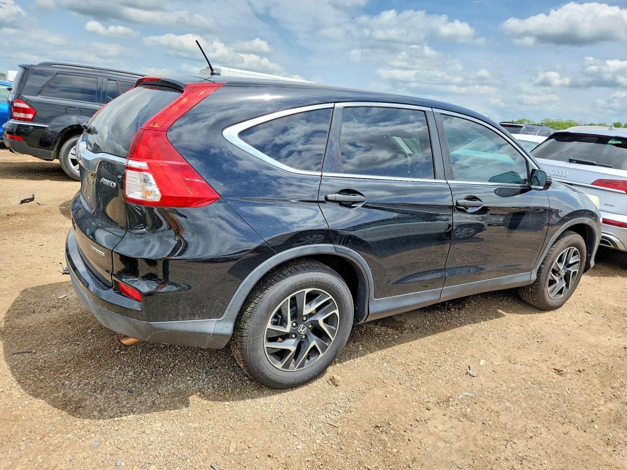 2016 HONDA CR-V SE photo 5