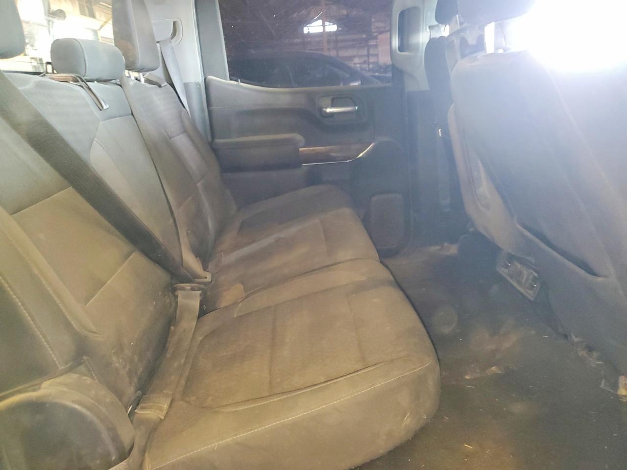 2021 GMC SIERRA K1500 SLE photo 19