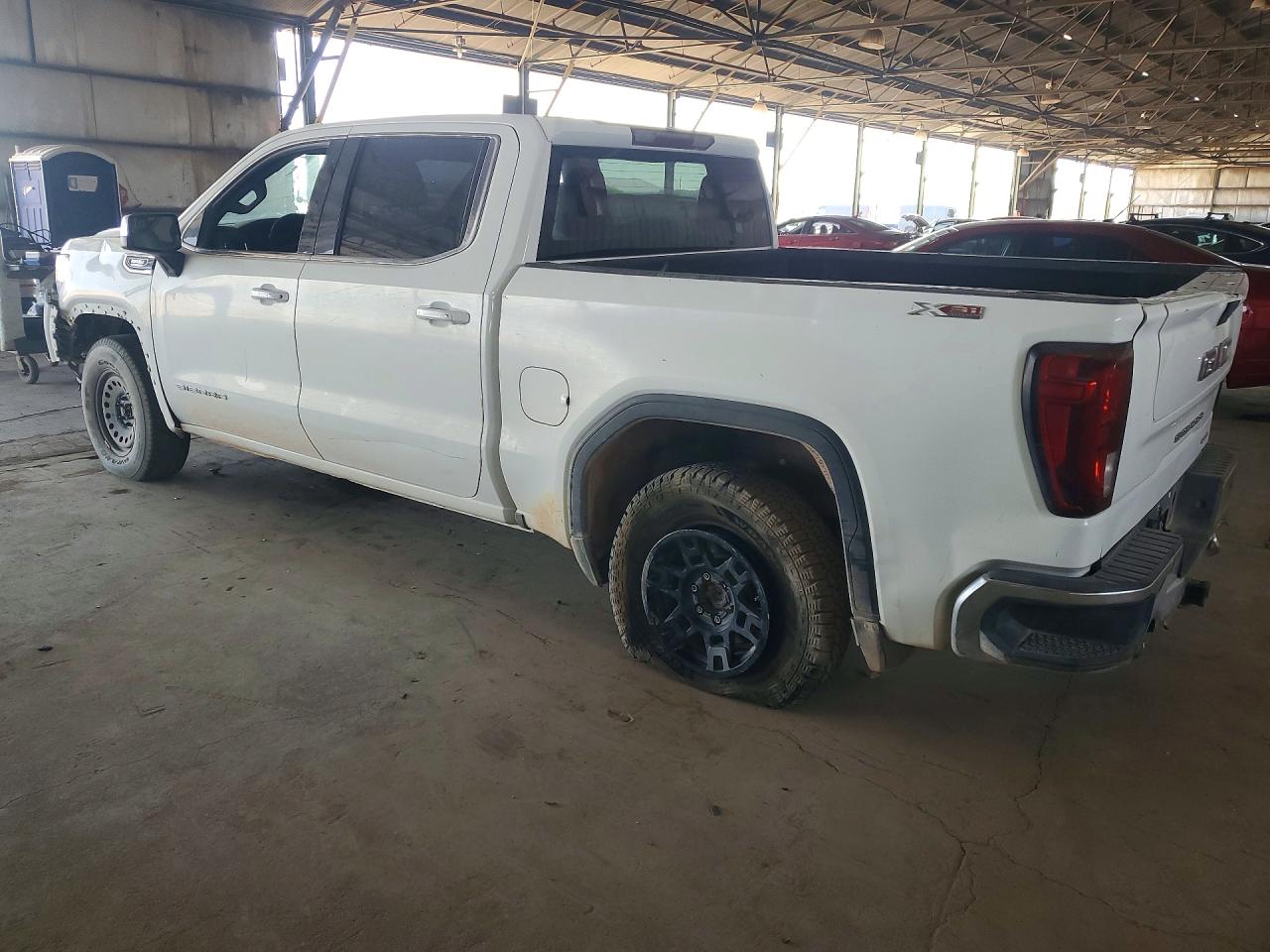 2021 GMC SIERRA K1500 SLE photo 3