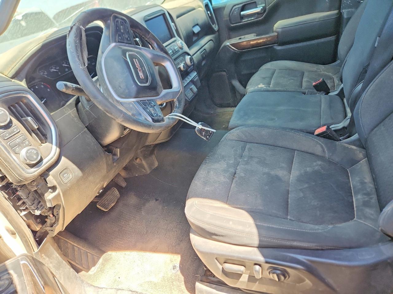 2021 GMC SIERRA K1500 SLE photo 13